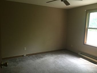 2nd image of 516 Main St