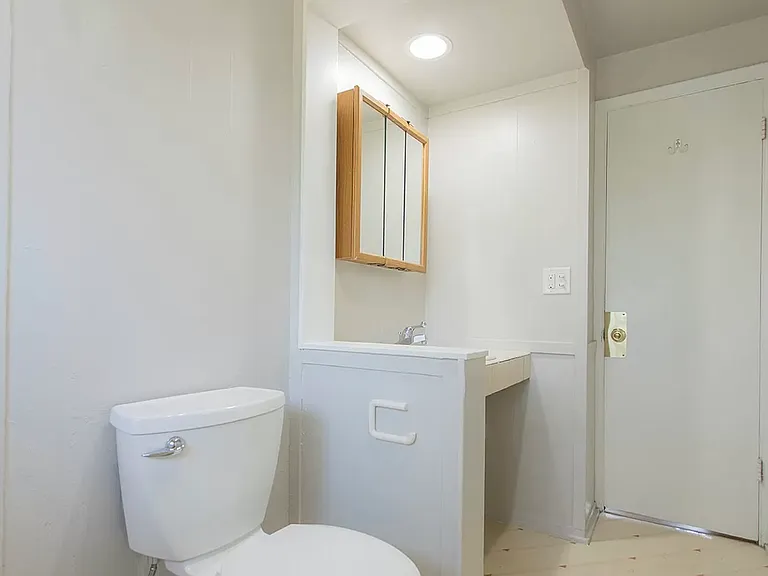 766 Mohawk Dr — Photo 10
