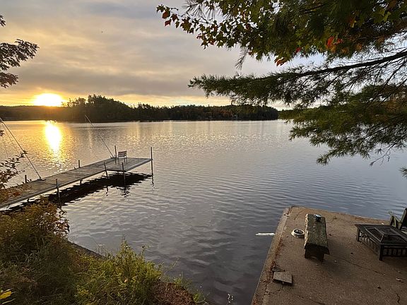 3rd image of 156 Mud Pond Rd