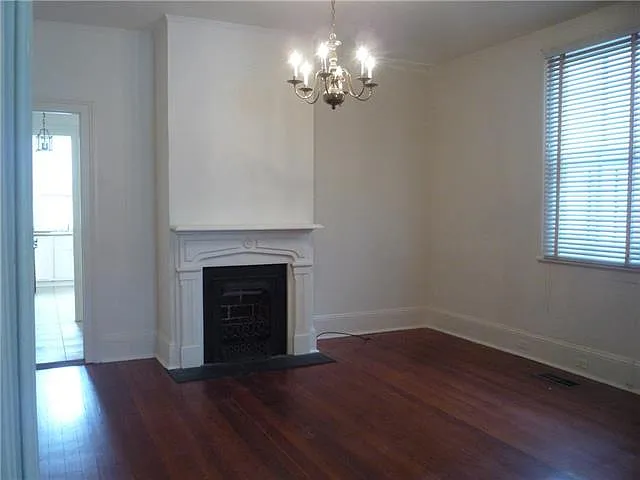 7729 Hampson St — Photo 3
