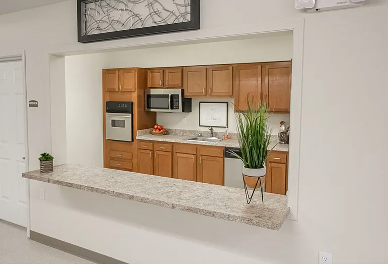 Huntington Square Senior Apartments — Photo 10