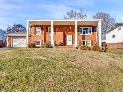 1904 Cambridge Dr, Vinton, VA, 24179