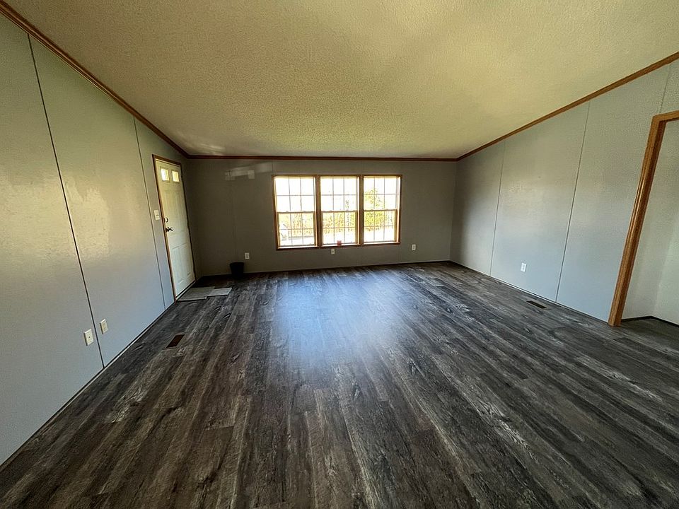 37 Washington St Franklin, PA, 16323 Apartments for Rent Zillow