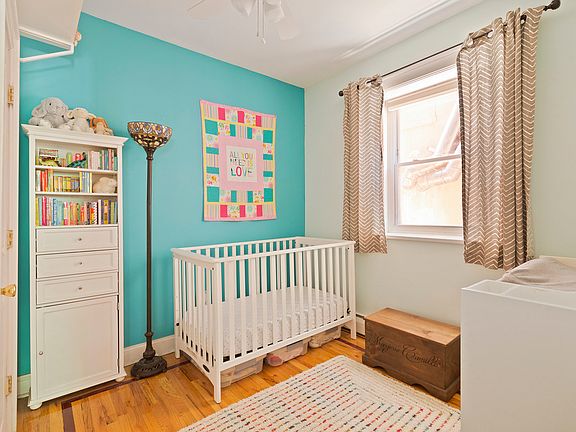 5th image of 353 21st St APT 1R