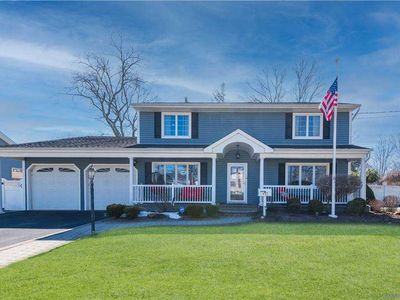 117 James St, Massapequa, NY, 11758