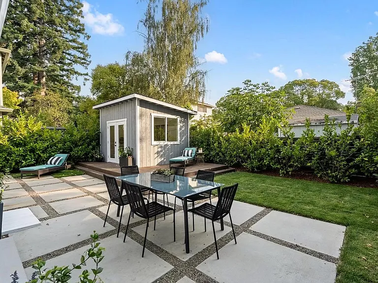 340 Nimitz Ave — Photo 10