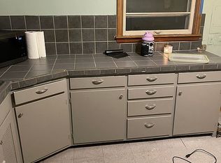 1508 W 2nd St, Waterloo, IA 50701