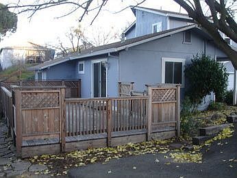 2nd image of 710 Wyoming St