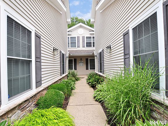 4th image of 35 Todd Street #103