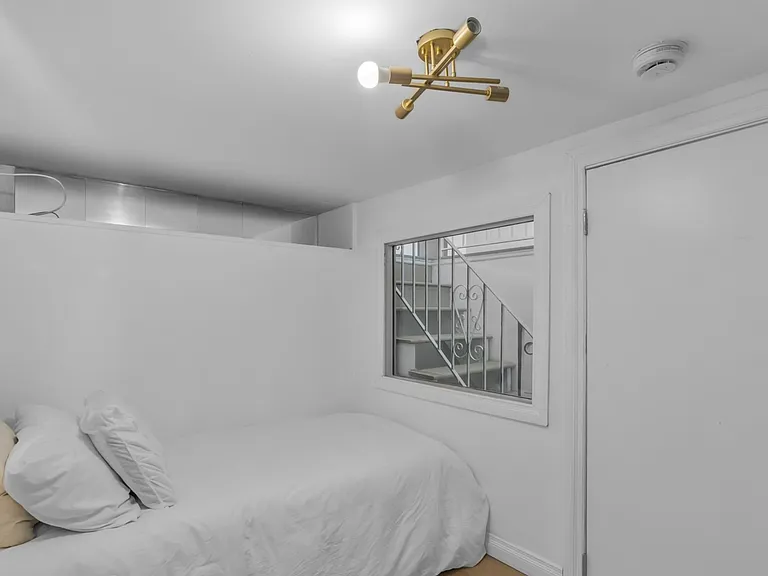 261 Park Ave #3 — Photo 26