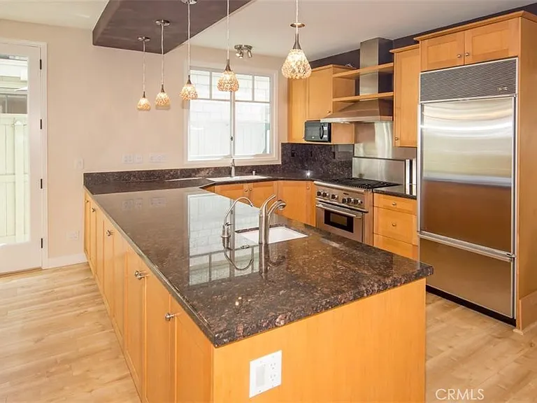 515 W Balboa Blvd — Photo 7