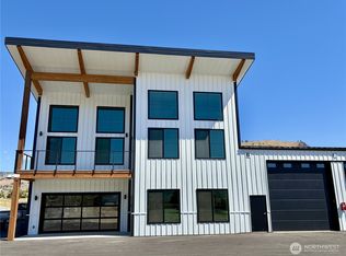 73 E Shop Ave #B18, Chelan, WA 98816