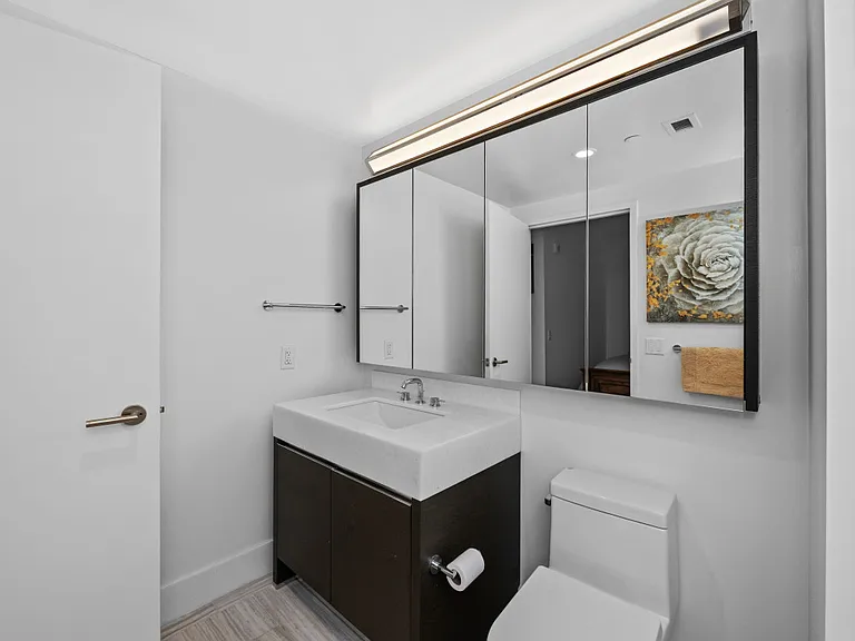 100 Lovejoy Wharf #5L — Photo 6