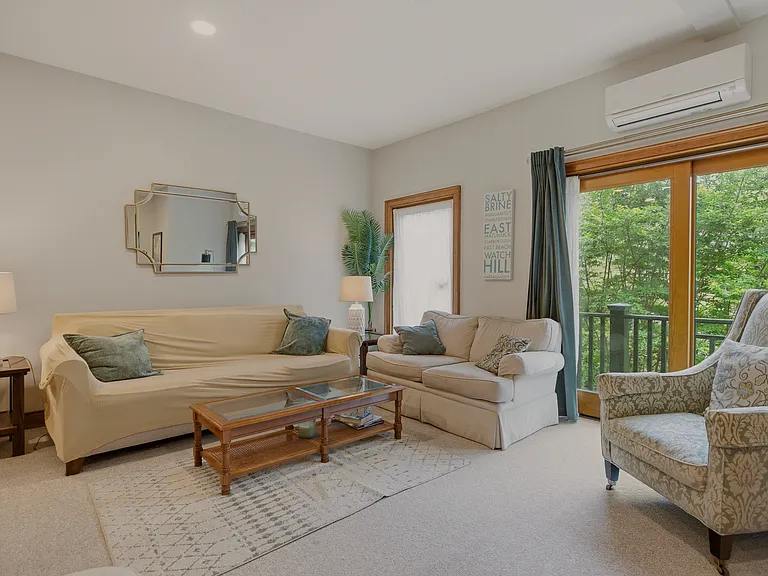 158 Narragansett Ave #U — Photo 24