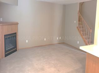 2201 S Holt Ave, Sioux Falls, SD 57103