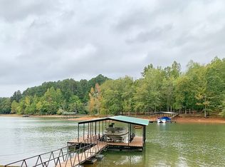 8010 Longshore Ave, Seneca, SC 29672