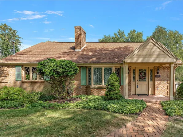 190 S Chapel Dr, Wexford, PA 15090