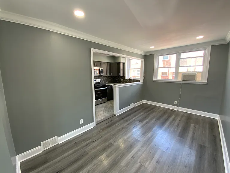 2545 S Bellford St — Photo 15