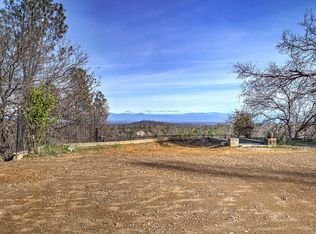 15217 Mountain Shadows Dr, Redding, CA 96001