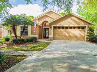 15454 Osprey Glen Dr, Lithia, FL 33547