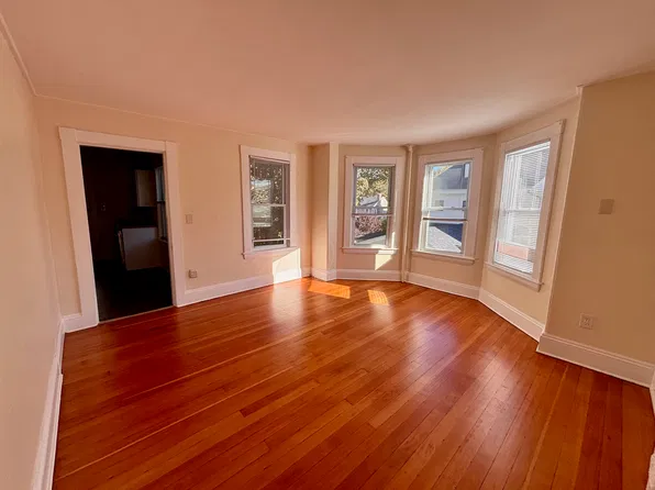 123 Wibird St #2, Portsmouth, NH 03801