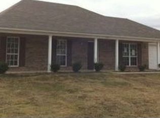 239 Hunters Run Dr, Haskell, AR 72015