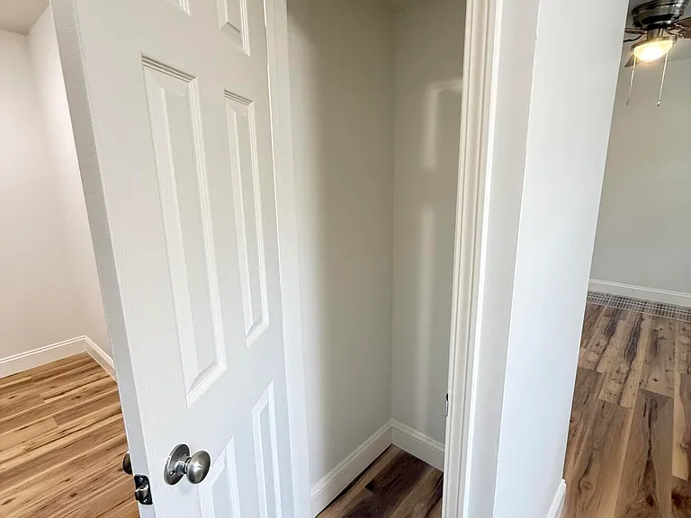 1710 Gagel Ave — Photo 5