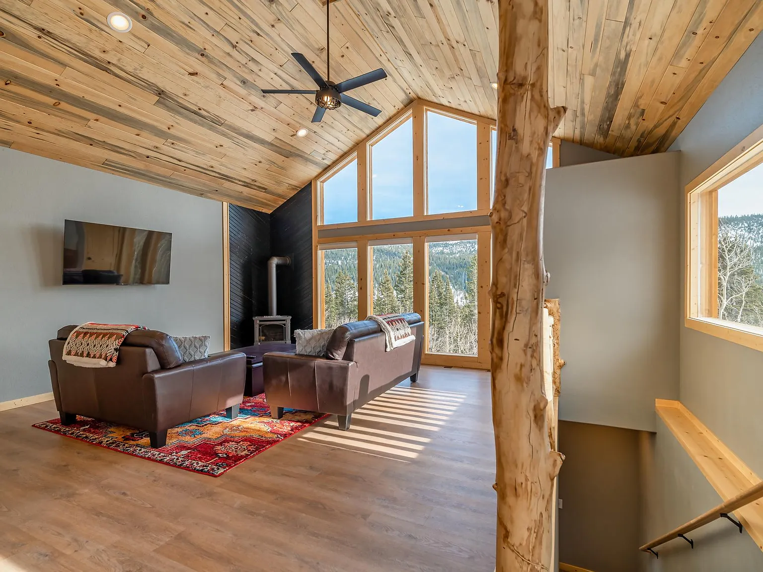 857 Quartzville Rd — Photo 3