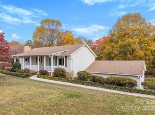 147 Sundown Rd, Mooresville, NC 28117