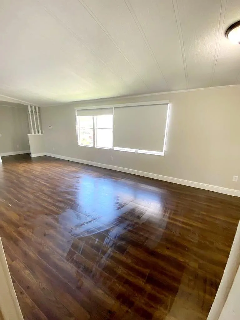 3 bed, 1440 sqft, $2,250 — Photo 2