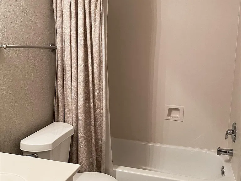 3227 Damico St — Photo 33