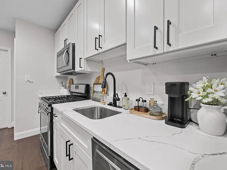 1363 Childress St NE #1 — Photo 7