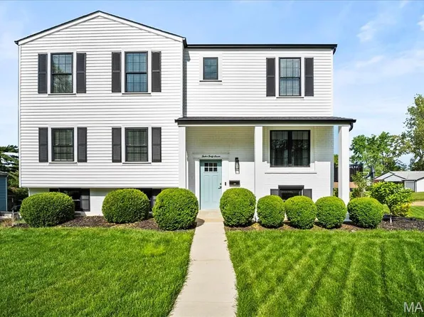 1247 Willow View Dr, Saint Louis, MO 63122