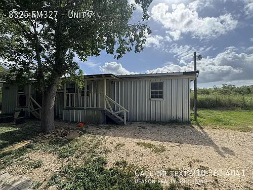 8325 FM 327 Photo 1