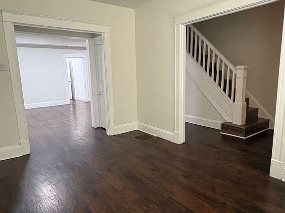2nd image of 2817 W Cold Spring Ln