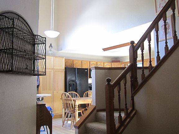 Vaulted Entryway & Kitchen