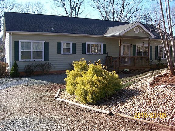 3rd image of 862 Mountain View Shores Dr