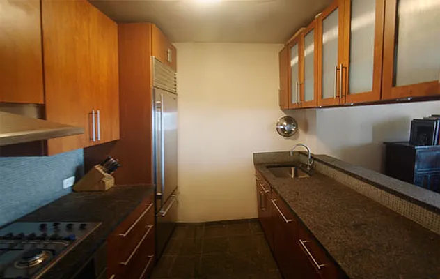 Rented by Fischer Group Realty, LLC | media 20