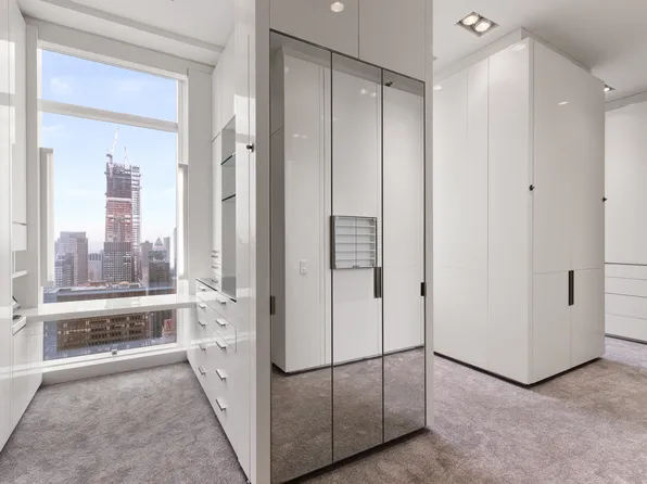 845 United Nations Plaza image 23 of 33