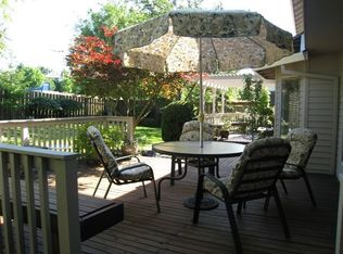 17676 NW Deerbrook Ct, Portland, OR 97229