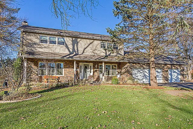 28W230 Judith Ct photo 1