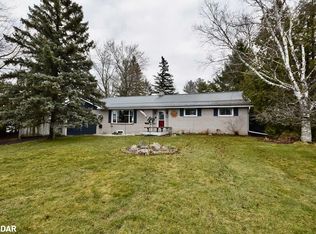 32 Patricia Dr, Ramara, ON L3V6N1