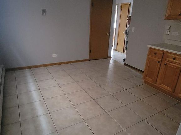 4th image of 8711 W Summerdale Ave #1n & 1s