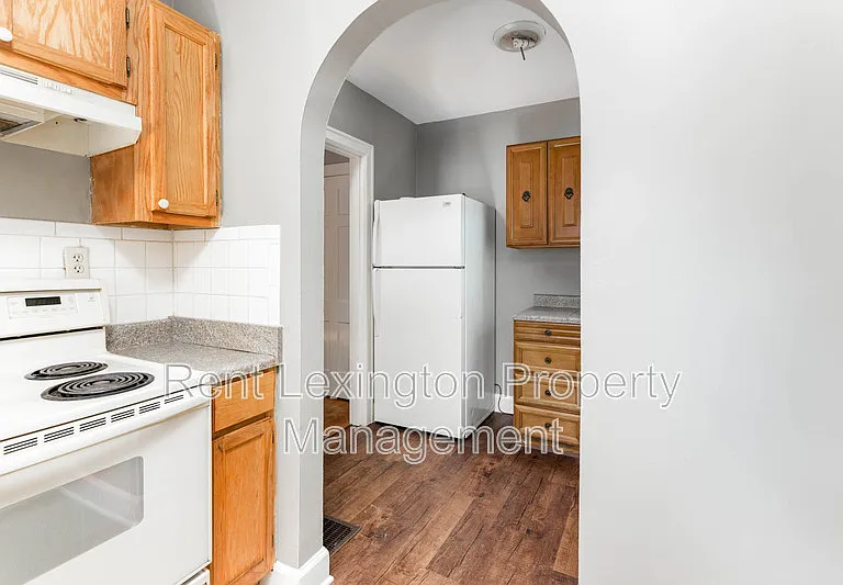 123 Barberry Ln — Photo 9