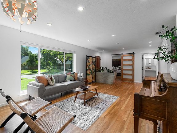 5th image of 2677 Heatherwood Dr