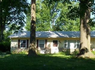 9913 Ponder Ln, Louisville, KY 40272