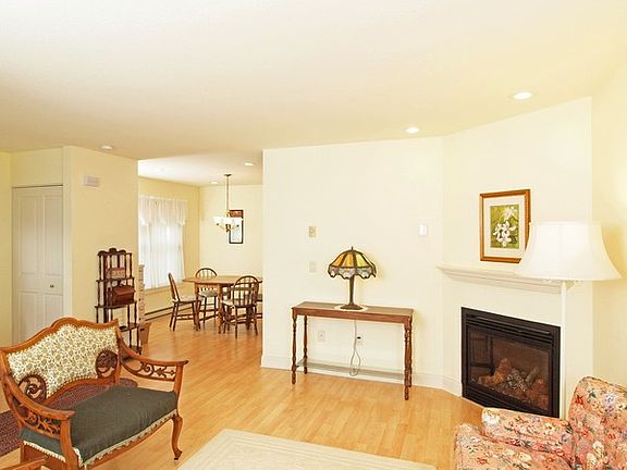 5th image of 1408 New York Ave #1