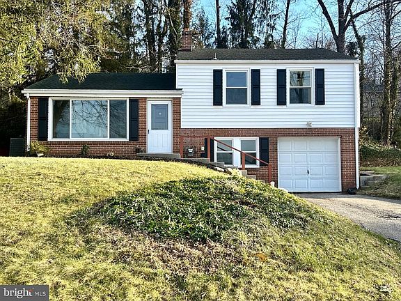 2nd image of 630 Hammond Rd