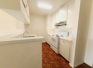 433 S New Hampshire Ave #301, Los Angeles, CA 90020