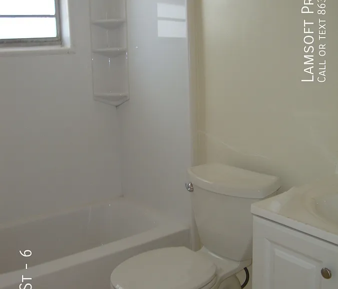 844 Bay St #6 — Photo 11